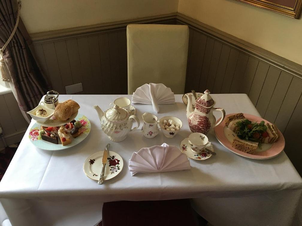 Downe Arms Country Inn Wykeham  Экстерьер фото
